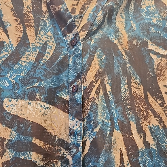 Blue and Brown Blouse with Mandarin Collar - Picture 3 of 7